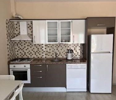 Dalyan Mahallesi Wohnung | Çeşme'de denize yakın, bahçeli ev