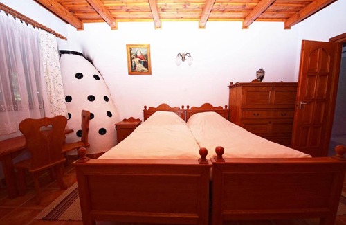 Ocsard Haus | Ócsárdi Tópanzió