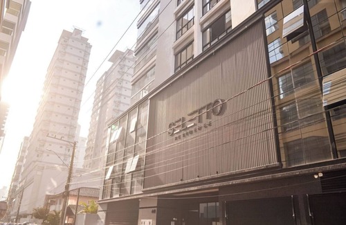 Castelo Branco Wohnung | Ótimo apto com WiFi à 550m do mar em Itapema/SC