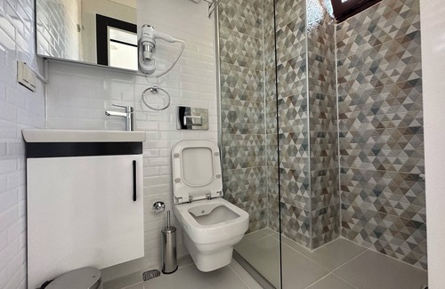 Ayvalik City Center Hotel | Şirin Garden Ayvalık