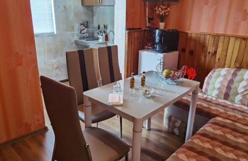 Kazanlak Wohnung | Апартамент ДАНИ Apartament Dani