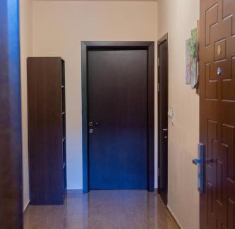 Tryavna Wohnung | Апартамент Езерото