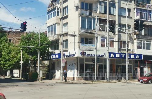 Stara Zagora Wohnung | Апартамент за нощувка, център!