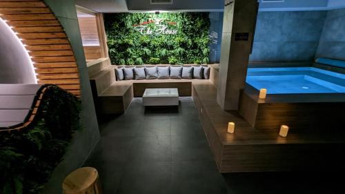 Velingrad Wohnung | Апартамент с люлка и гледка в The House с Термална зона
