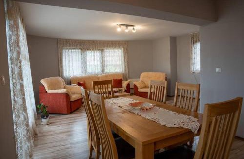 Kazanlak Wohnung | Апартамент Щерев