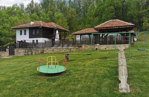 Yakovtsi Haus | АРНАТА КЪЩА