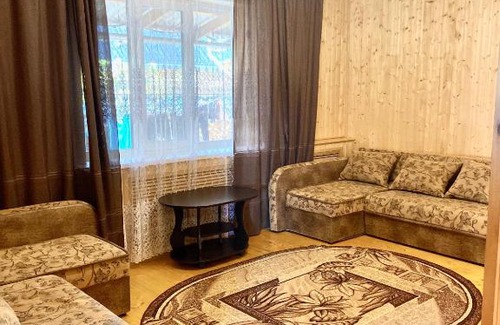 Kamennomostskiy Haus | Гостевой дом Мелисса