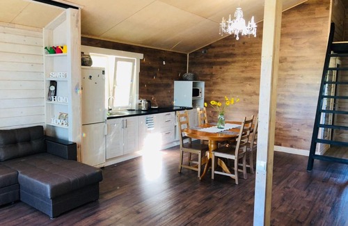 Khiytola Haus | Дом у скалы - у Архипыча