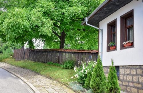 Elena Haus | Дядо Петковата Къща