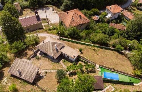 Tryavna Haus | Йовчовата къща