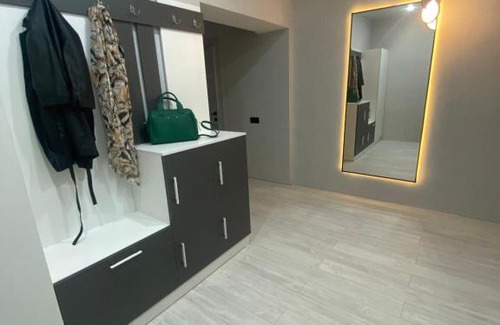 Shymkent Wohnung | Квартира Отау Сити