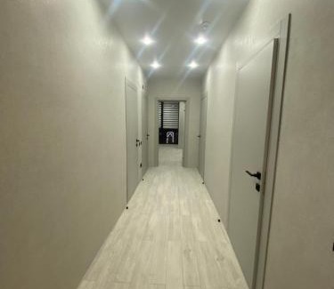 Shymkent Wohnung | Квартира Отау Сити