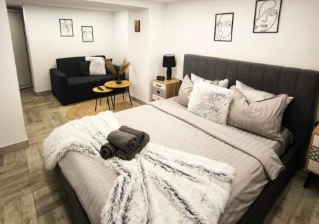 Gabrovo Wohnung | Колеви хаус