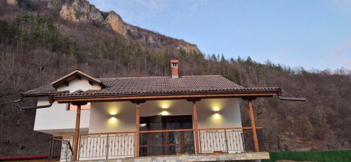 Ribaritsa Haus | Къща за гости Брязово