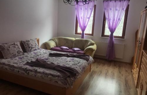 Aprilov Haus | Къща за гости - Еделвайс, гр. Габрово