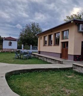 Smyadovo Haus | Къща за гости ЖАСМИН