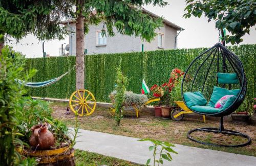 Belene Haus | Къща за гости При Маги и Краси