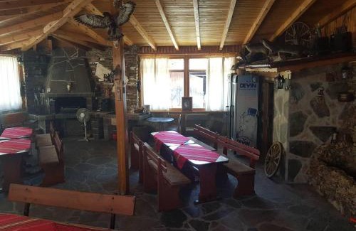 Dospat Haus | Къща за гости с механа Баджо