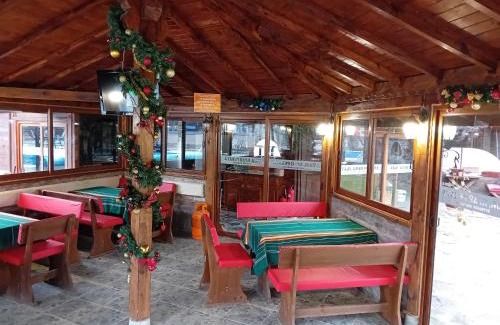 Slivek Haus | Къща за гости "Там край реката "