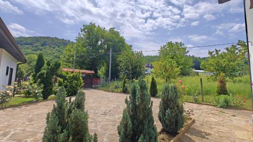Tryavna Haus | Къщи за гости Тепавица - Pool & Coworking