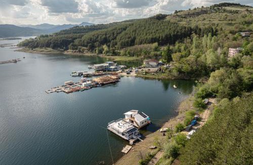 Dalgopo Haus | Плаващи къщи Райски кът язовир Кърджали