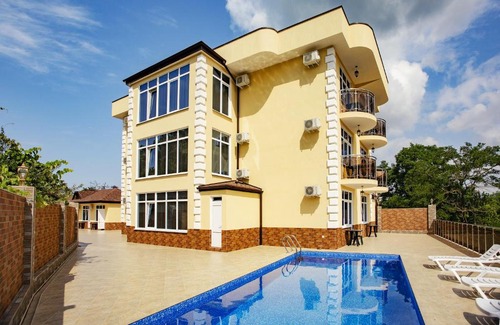 Golubye Dali Haus | СОФИЯ