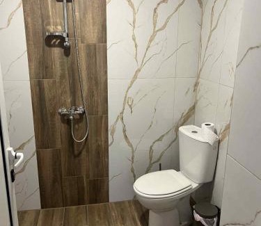 Vratsa Haus | Стаи за гости Крис