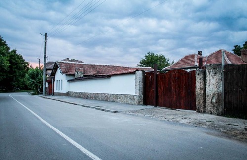 Krushuna Haus | Старата чешма