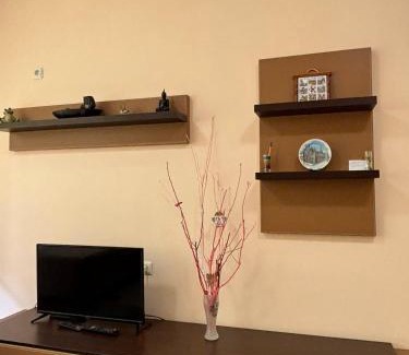 G.K. Bratya Miladinovi Wohnung | Студио Бургас 2