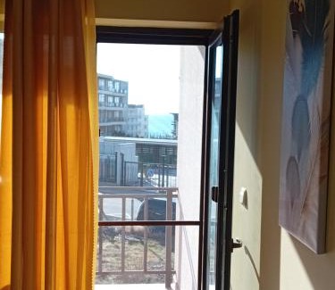 Yurta Wohnung | Тристаен апартамент Еуфория, Свети Влас