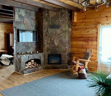 Plavya Skihütte | Тіні Предків