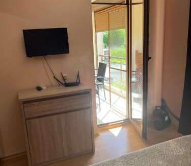 Primorsko Wohnung | Частен апартамент Лагуна - Private Two-Bedroom Apartment Laguna