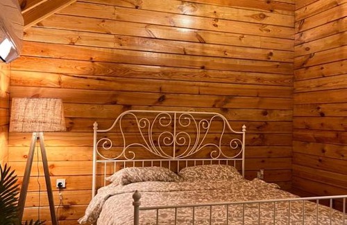 Al Hada Skihütte | أكواخ غيم ومطر