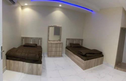 Al Kura Skihütte | استراحة وشاليه الميار