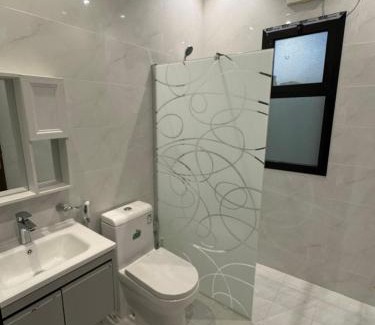 Al Kura Wohnung | استوديو هادئ وجميل