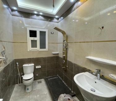 Badr Wohnung | بالقرب من مدينتي شقه مميزه جديده ثلاث غرف وحمامين