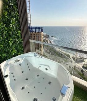 Ash Shati Wohnung | داماك الكورنيش جدة الجناح الذهبي Damac tower jeddah