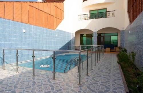 Dhahban Resort | دره العروس فيلا الروز للعائلات