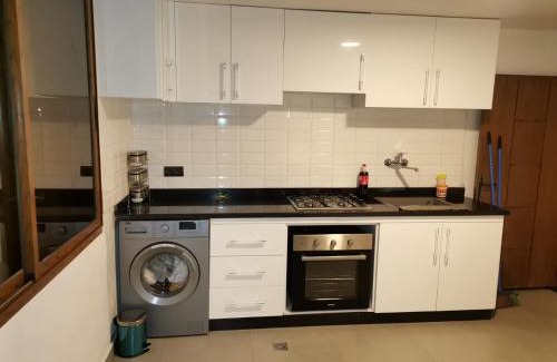 Tizguite Wohnung | زاوية سيدي عبد السلام افران