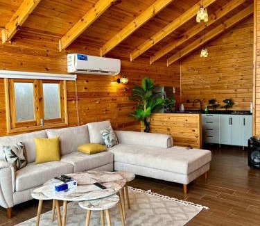 Dhahban Kabine | شاليهات اكواخ الوراء