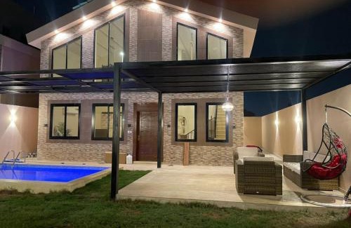 Al Kura Skihütte | شاليهات النرجس