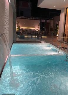 Al Kura Skihütte | شاليه الفيصل