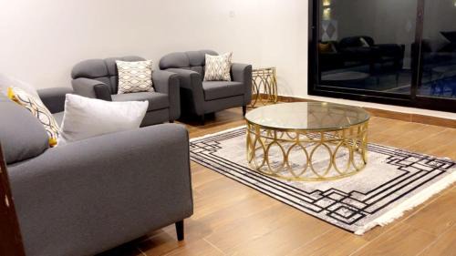 Al Riyadh Haus | شاليه ريفال VIP