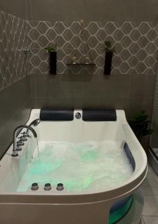 Al Hawiyah Skihütte | شاليه ريف ريزا