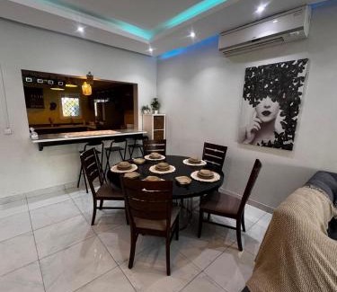 Durrat Al-Arous Skihütte | شاليه لاقينا-هوم للعوائل