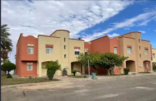 Durrat Al-Arous Resort | شاليه 4 نجوم درة العروس