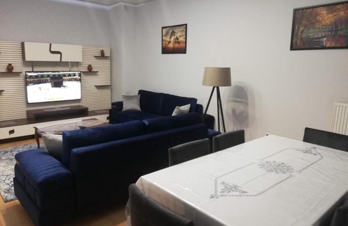 Osmangazi Wohnung | شقة ثلاث غرف وصالون فاخرة B2