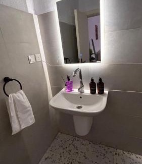 Qurish Street Wohnung | شقة حي البوادي