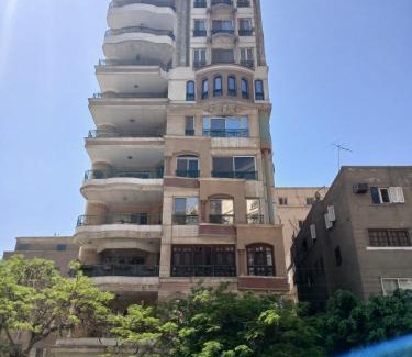 Nasr City Wohnung | شقة راقية للإيجار الترا سوبر لوكس في مدينة نصر بالقرب من سيتي ستارز - للعائلات فقط
