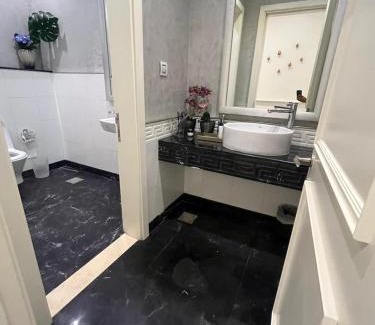 Ash Shati Wohnung | شقة فرزاتشي جوهرة داماك